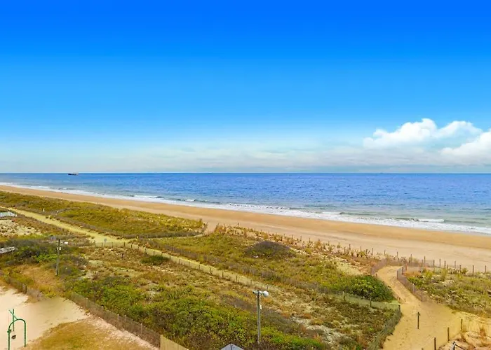 Sunny Coastal With Balcony Pools Gym Ac & Tennis